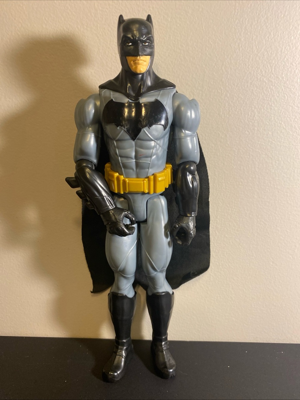 Batman DC Comics Mattel 12” Action Figure 2015 Black Cloth Cape‎